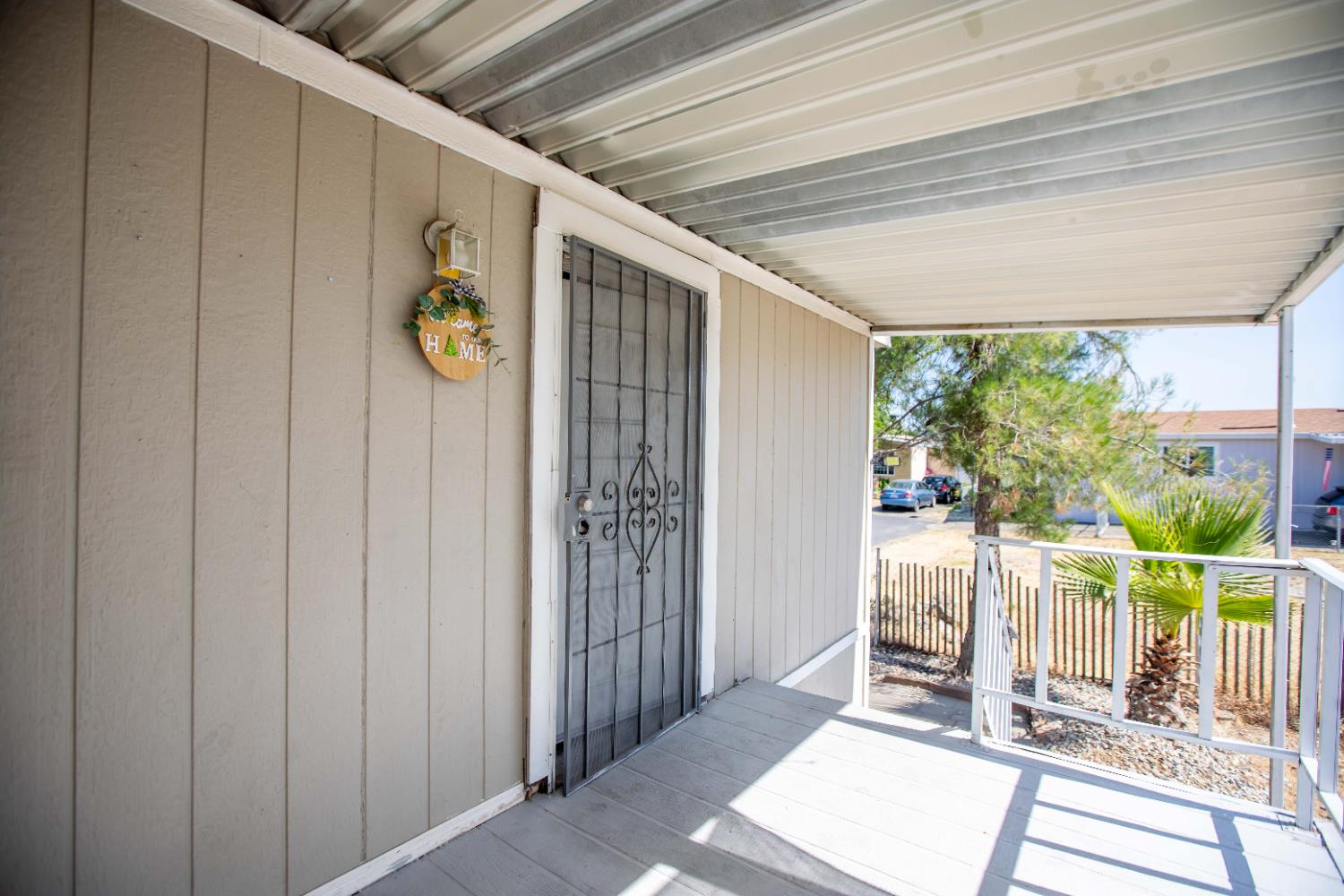 Detail Gallery Image 11 of 27 For 133 Village Cir 9, Sacramento,  CA 95838 - 2 Beds | 1 Baths