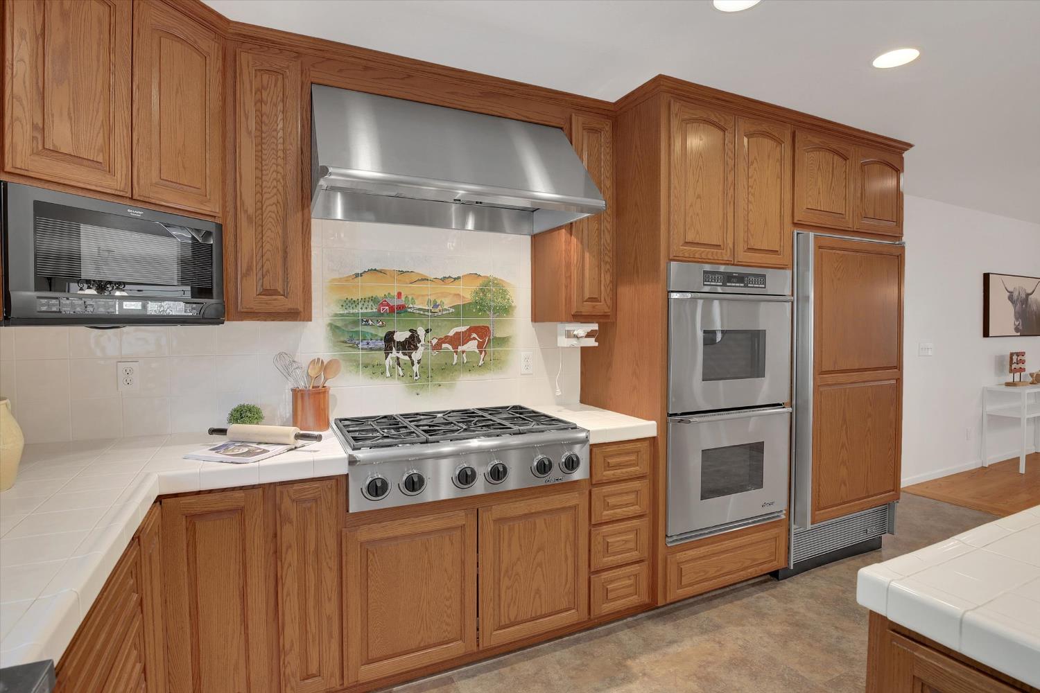 Detail Gallery Image 8 of 39 For 10951 River Road, Courtland,  CA 95615 - 4 Beds | 2/1 Baths