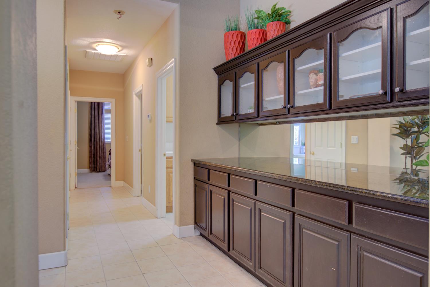 Detail Gallery Image 29 of 81 For 1073 Spring Meadow Dr, Manteca,  CA 95336 - 5 Beds | 3 Baths
