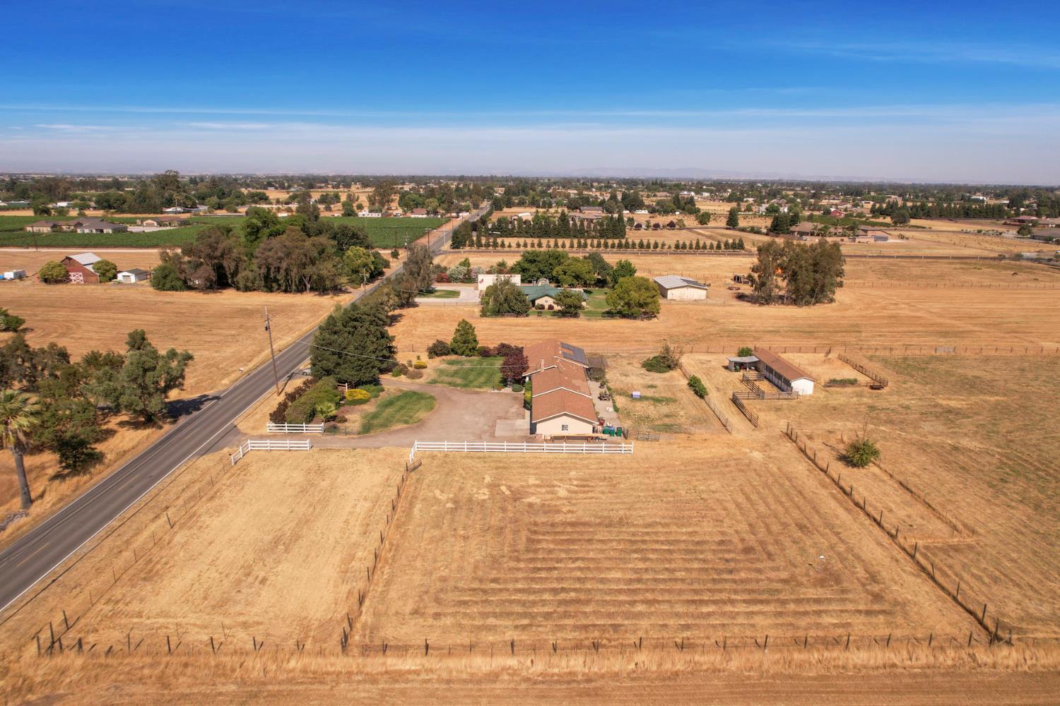 Detail Gallery Image 55 of 66 For 9144 E Jahant Rd, Acampo,  CA 95220 - 4 Beds | 3 Baths