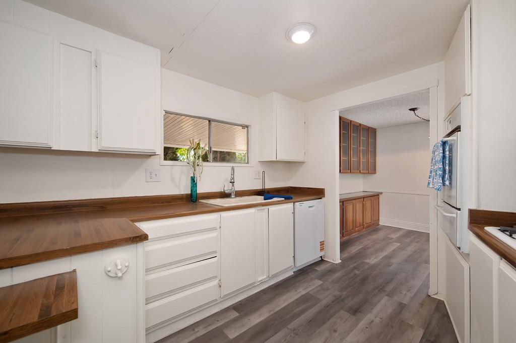 Detail Gallery Image 15 of 39 For 4121 Chesapeake Ln, North Highlands,  CA 95660 - 2 Beds | 2 Baths