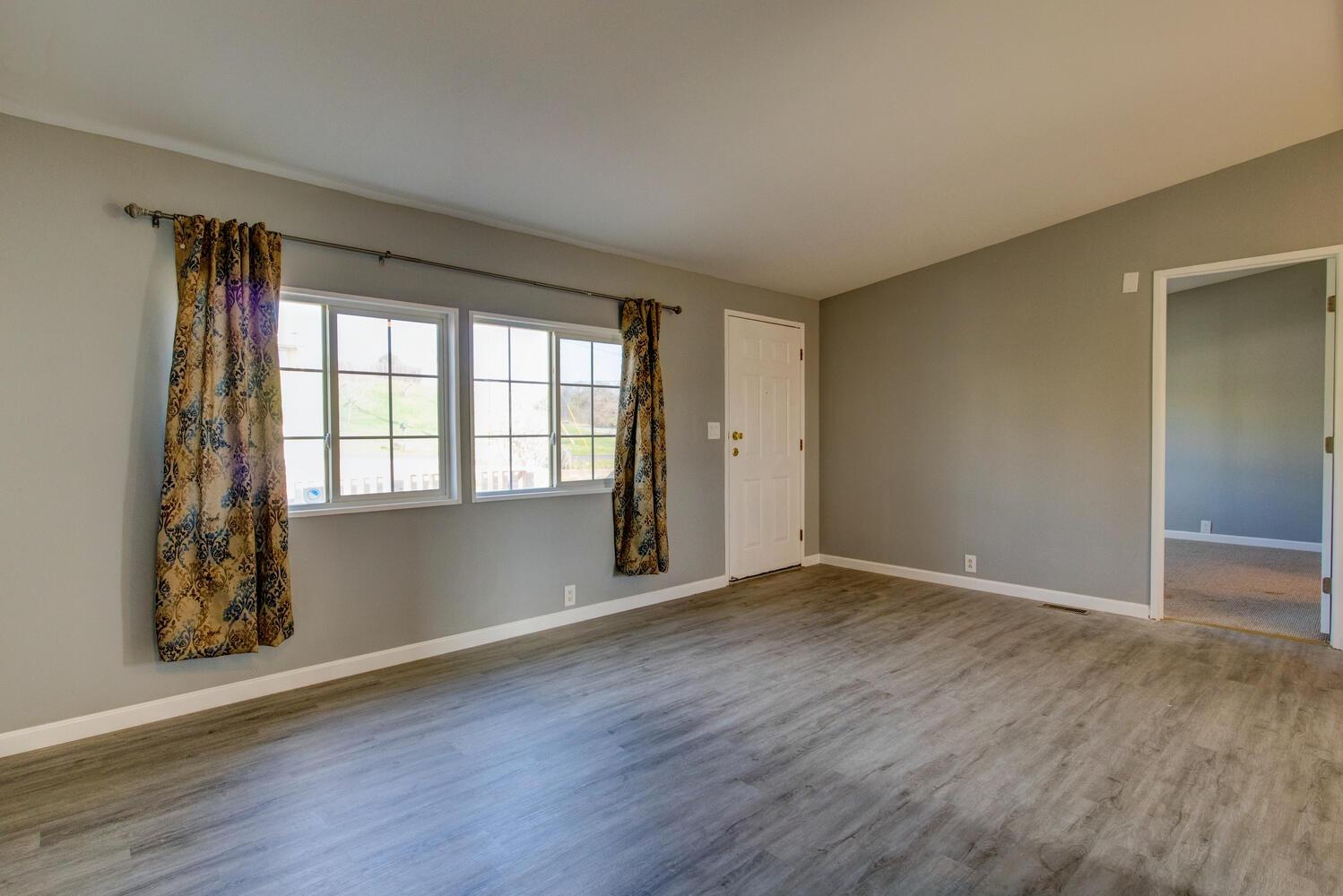 Detail Gallery Image 15 of 86 For 4330 Feather Ct., Ione,  CA 95640 - 6 Beds | 4 Baths