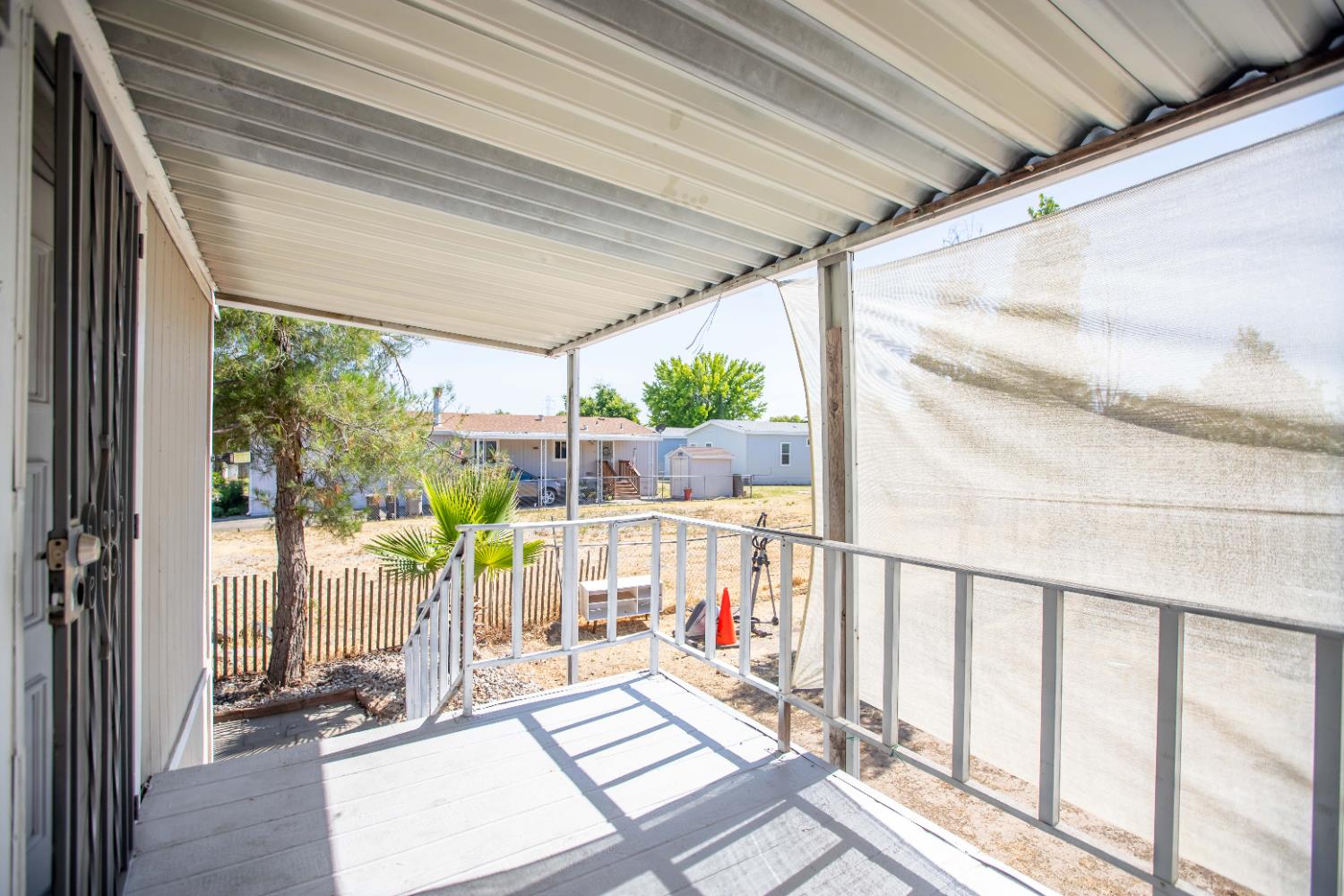Detail Gallery Image 10 of 27 For 133 Village Cir 9, Sacramento,  CA 95838 - 2 Beds | 1 Baths