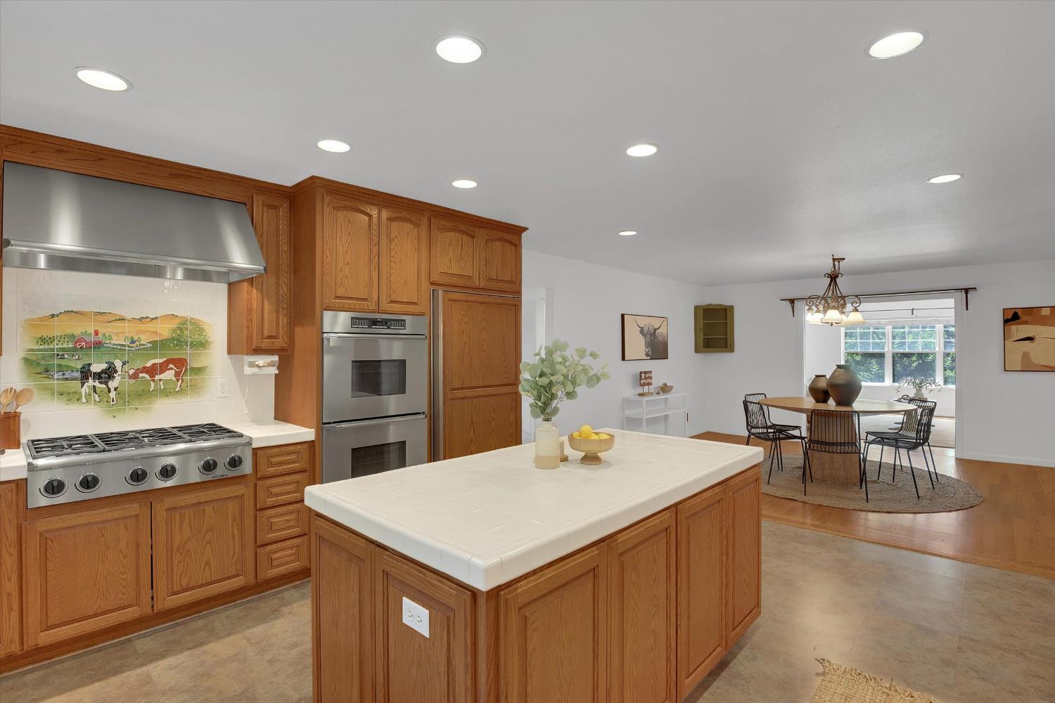 Detail Gallery Image 9 of 39 For 10951 River Road, Courtland,  CA 95615 - 4 Beds | 2/1 Baths