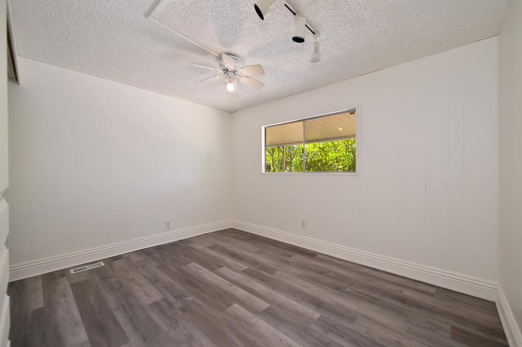 Detail Gallery Image 24 of 39 For 4121 Chesapeake Ln, North Highlands,  CA 95660 - 2 Beds | 2 Baths