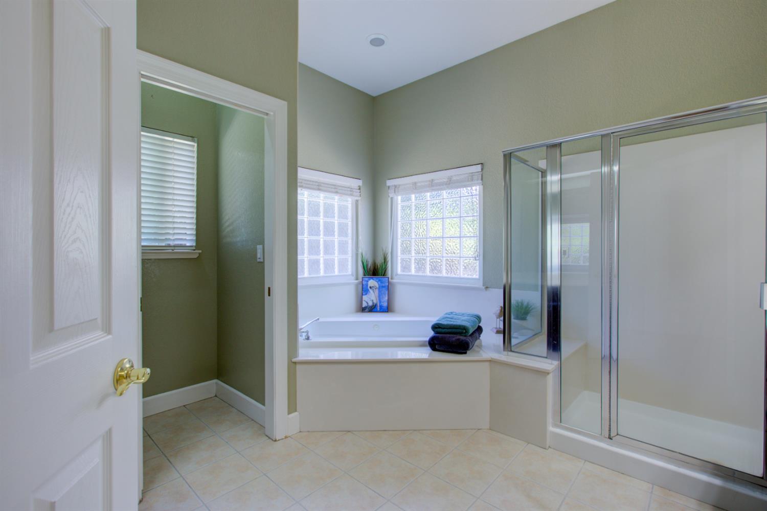 Detail Gallery Image 41 of 81 For 1073 Spring Meadow Dr, Manteca,  CA 95336 - 5 Beds | 3 Baths