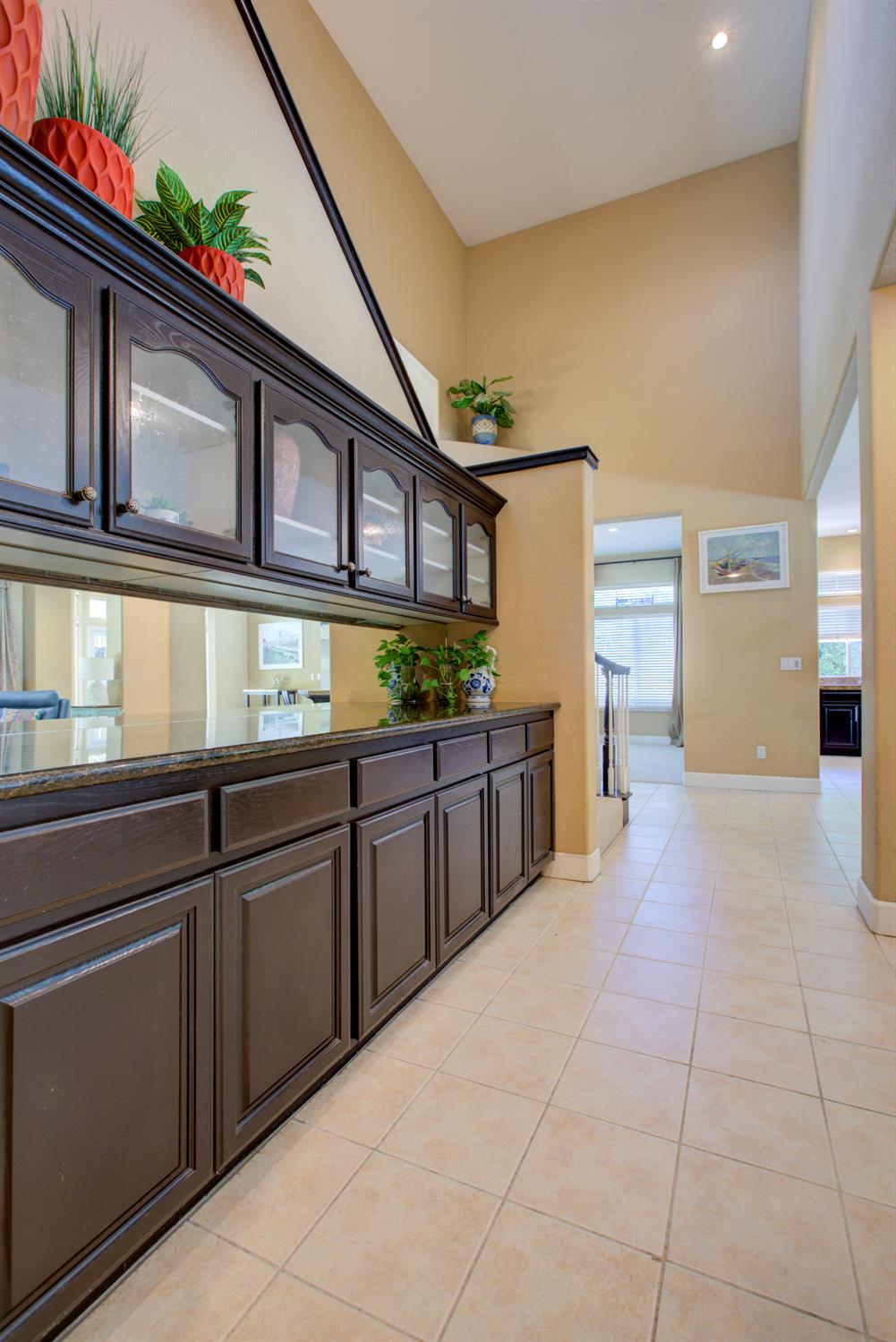 Detail Gallery Image 31 of 81 For 1073 Spring Meadow Dr, Manteca,  CA 95336 - 5 Beds | 3 Baths