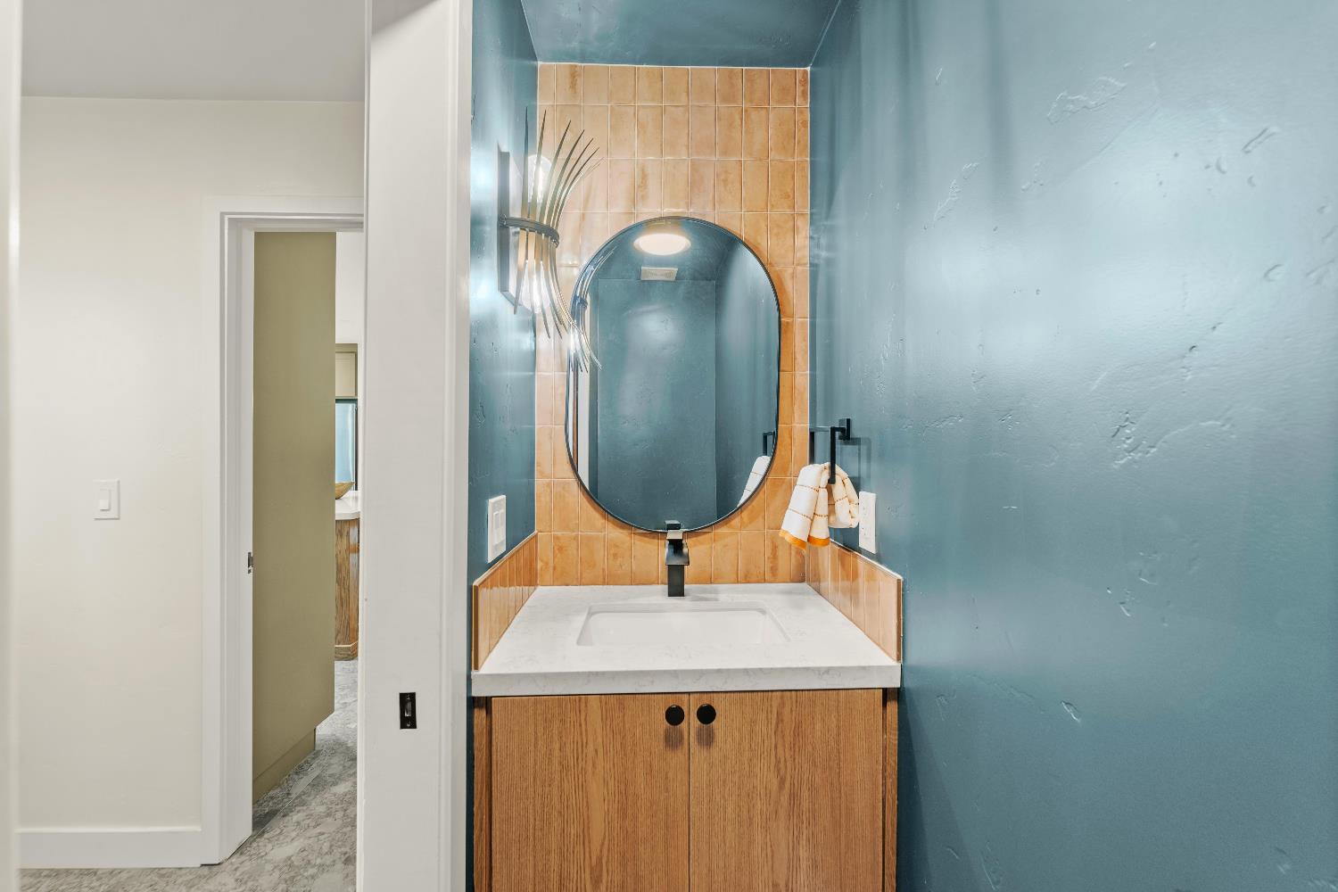 Detail Gallery Image 55 of 99 For 1349 Gagle Way, Sacramento,  CA 95831 - 3 Beds | 3/1 Baths