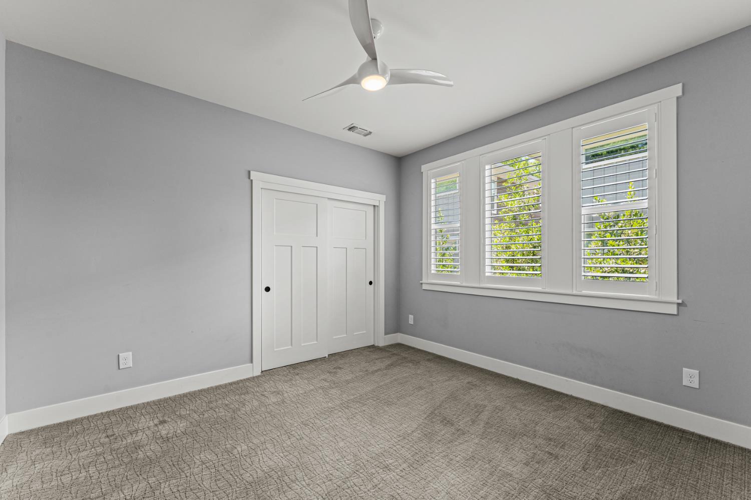 F Street, Sacramento, CA, 95811-1706