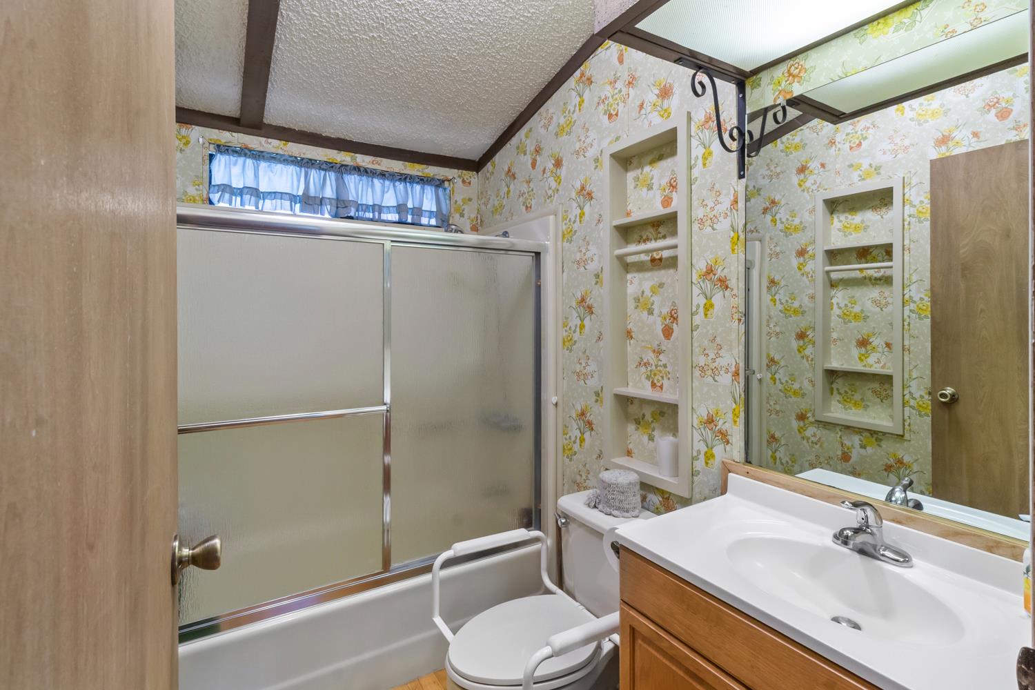 Detail Gallery Image 44 of 75 For 22665 Prospect Hts, Groveland,  CA 95321 - 2 Beds | 2 Baths