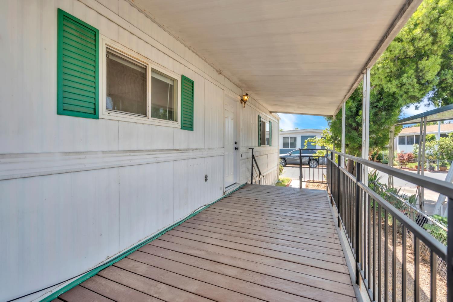 Detail Gallery Image 3 of 26 For 5040 Jackson St 60, North Highlands,  CA 95660 - 2 Beds | 2 Baths