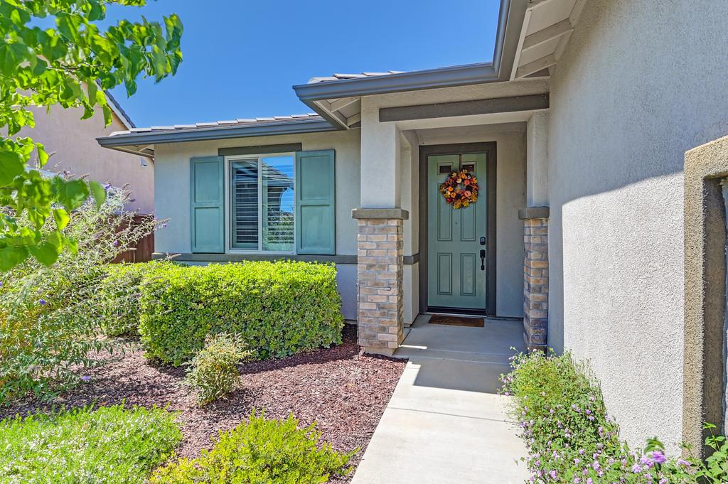 Sun Rose Way, Sacramento, California image 4