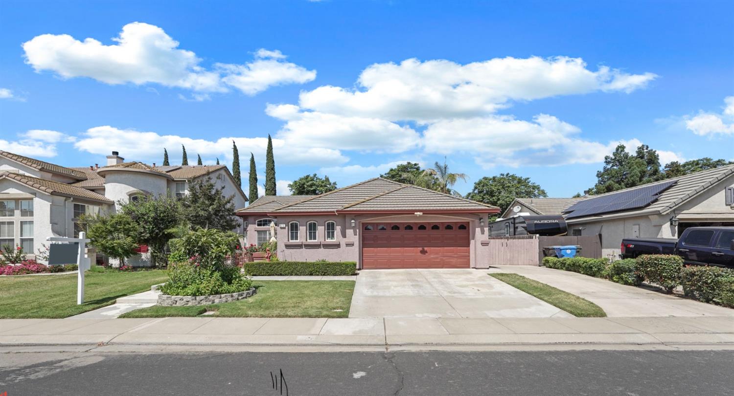 Detail Gallery Image 66 of 67 For 573 Fribourg Ln, Manteca,  CA 95337 - 3 Beds | 2 Baths