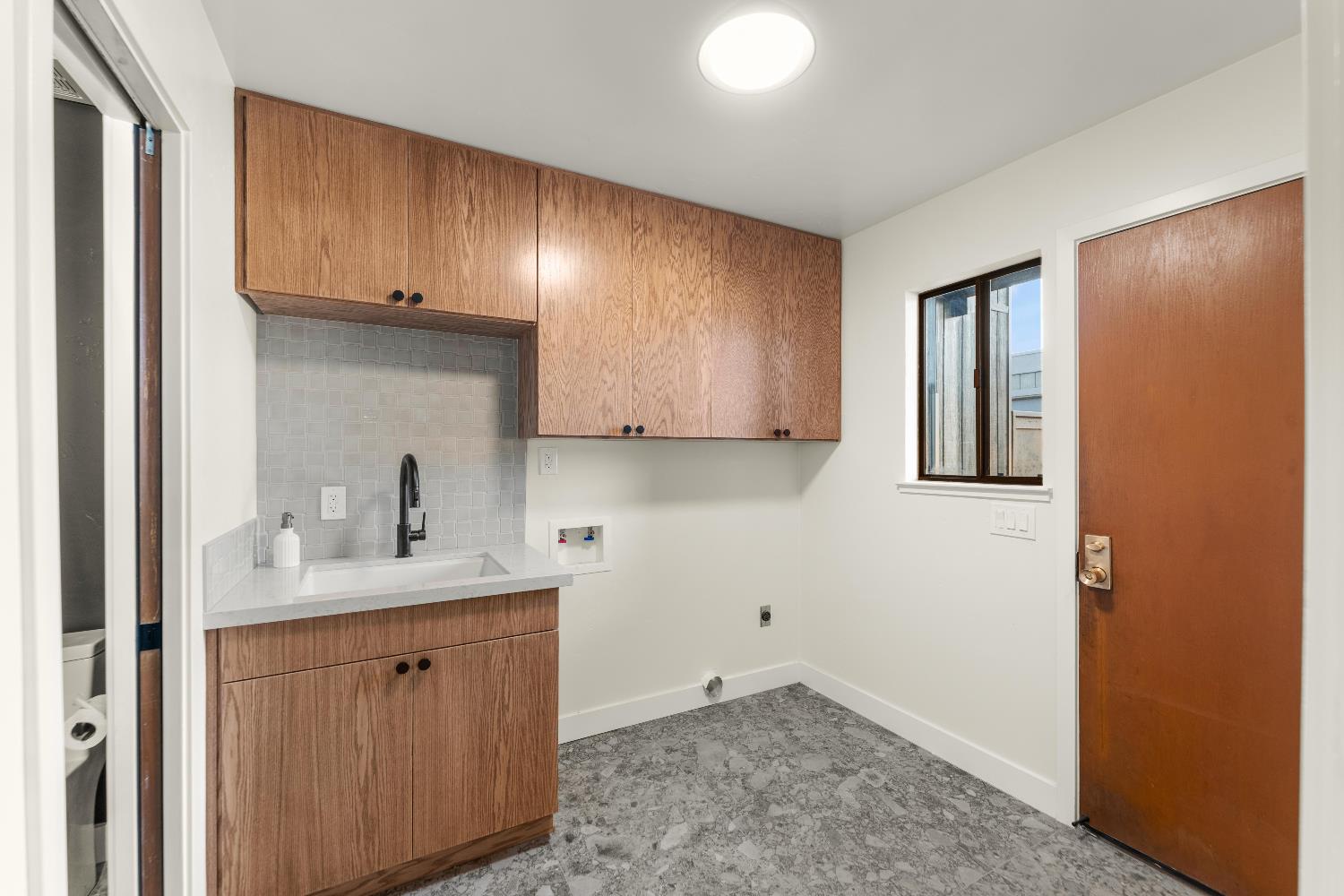 Detail Gallery Image 54 of 99 For 1349 Gagle Way, Sacramento,  CA 95831 - 3 Beds | 3/1 Baths