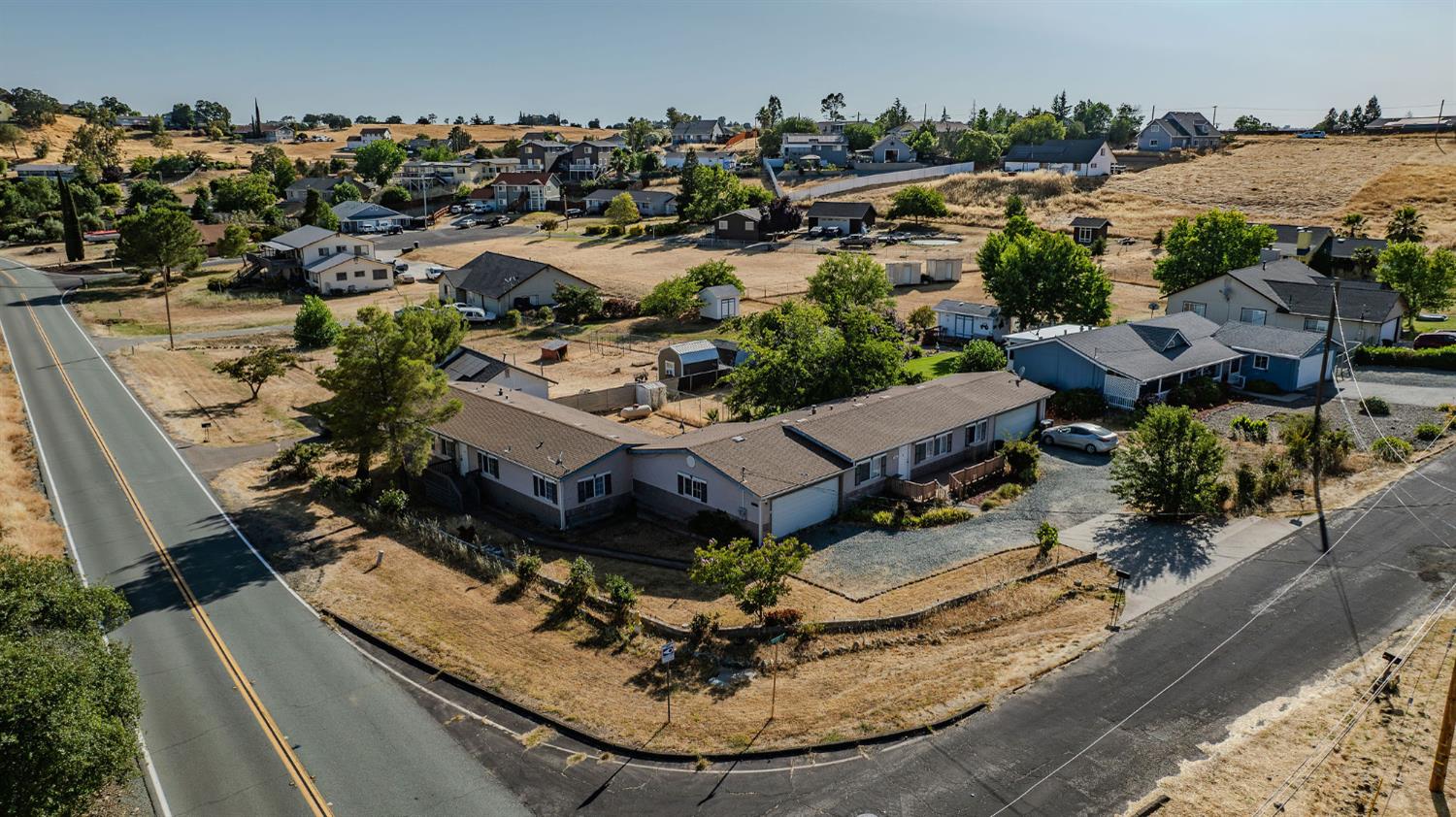 Detail Gallery Image 2 of 86 For 4330 Feather Ct., Ione,  CA 95640 - 6 Beds | 4 Baths