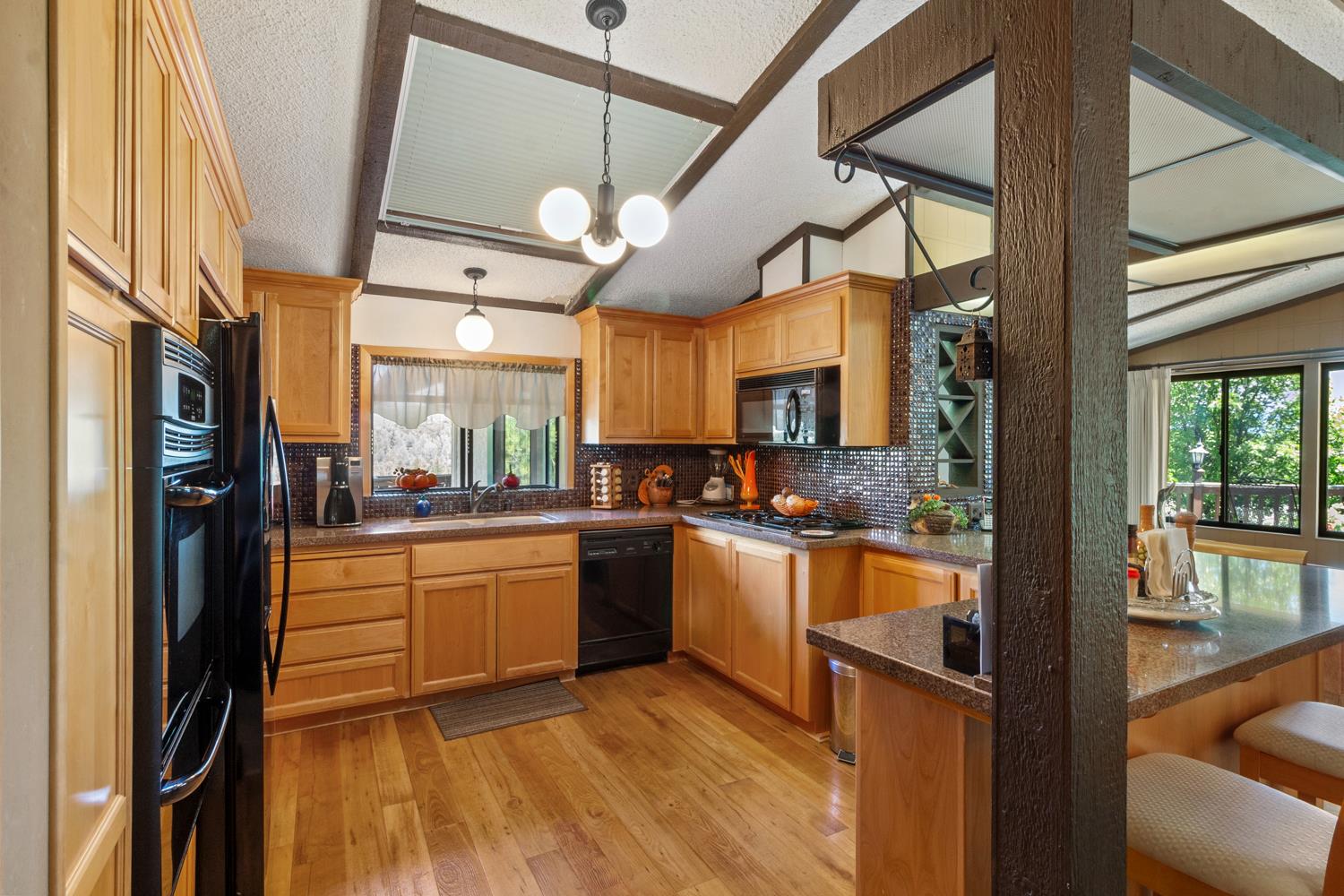 Detail Gallery Image 21 of 75 For 22665 Prospect Hts, Groveland,  CA 95321 - 2 Beds | 2 Baths