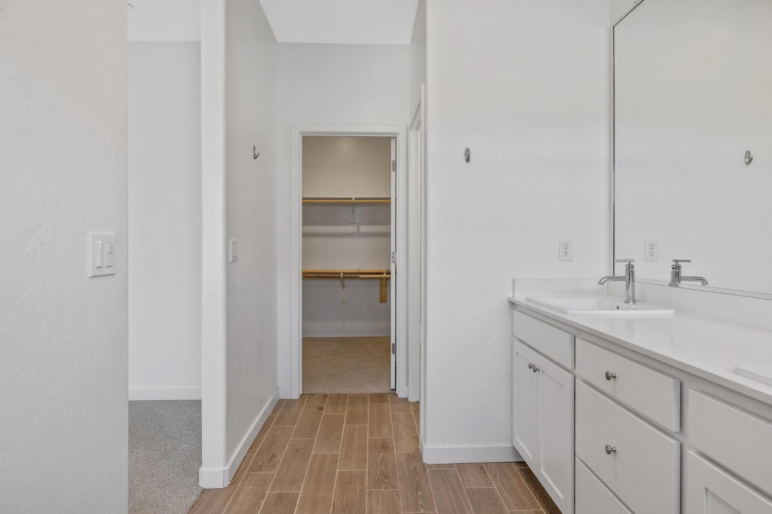 Detail Gallery Image 52 of 60 For 1754 N Aster Lake Rd, Hanford,  CA 93230 - 5 Beds | 3/1 Baths