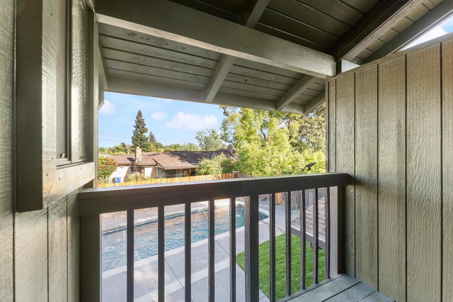 Detail Gallery Image 73 of 99 For 1349 Gagle Way, Sacramento,  CA 95831 - 3 Beds | 3/1 Baths