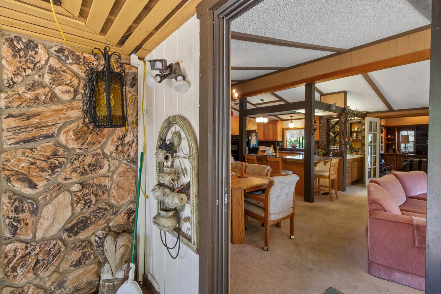 Detail Gallery Image 12 of 75 For 22665 Prospect Hts, Groveland,  CA 95321 - 2 Beds | 2 Baths