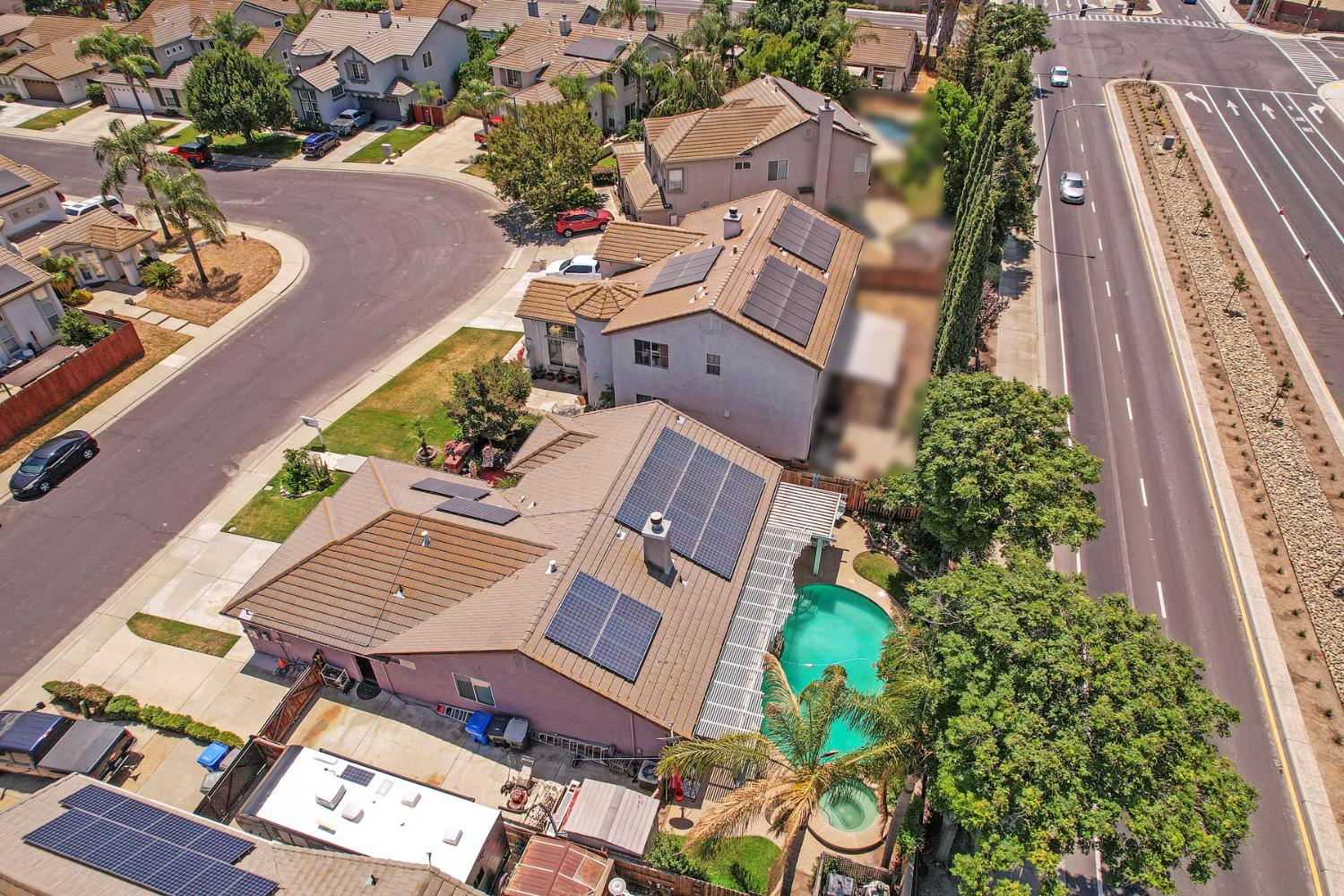 Detail Gallery Image 53 of 67 For 573 Fribourg Ln, Manteca,  CA 95337 - 3 Beds | 2 Baths
