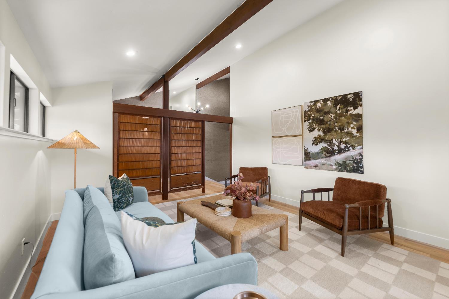 Detail Gallery Image 24 of 99 For 1349 Gagle Way, Sacramento,  CA 95831 - 3 Beds | 3/1 Baths