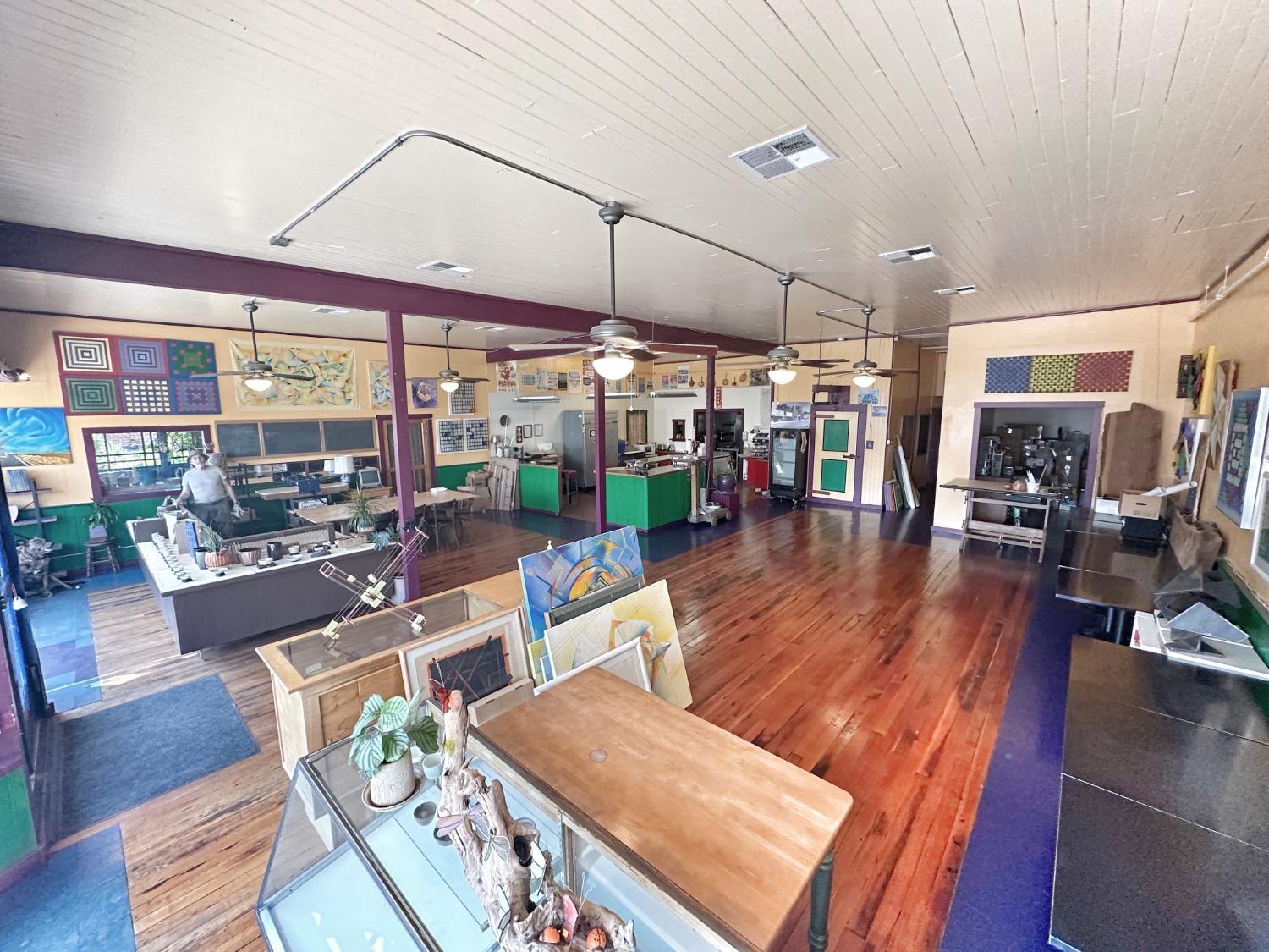 Detail Gallery Image 18 of 24 For 7 Main Street, Isleton,  CA 95641 - – Beds | – Baths