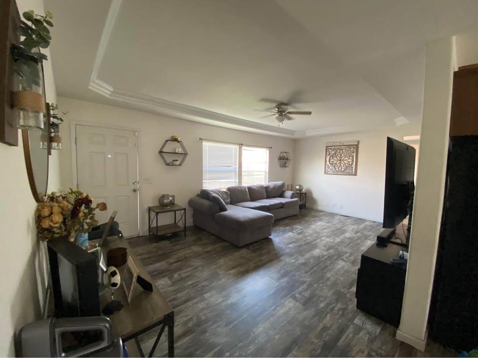 Detail Gallery Image 1 of 25 For 1624 S Highway 99 Rd 19, Manteca,  CA 95336 - 3 Beds | 2 Baths