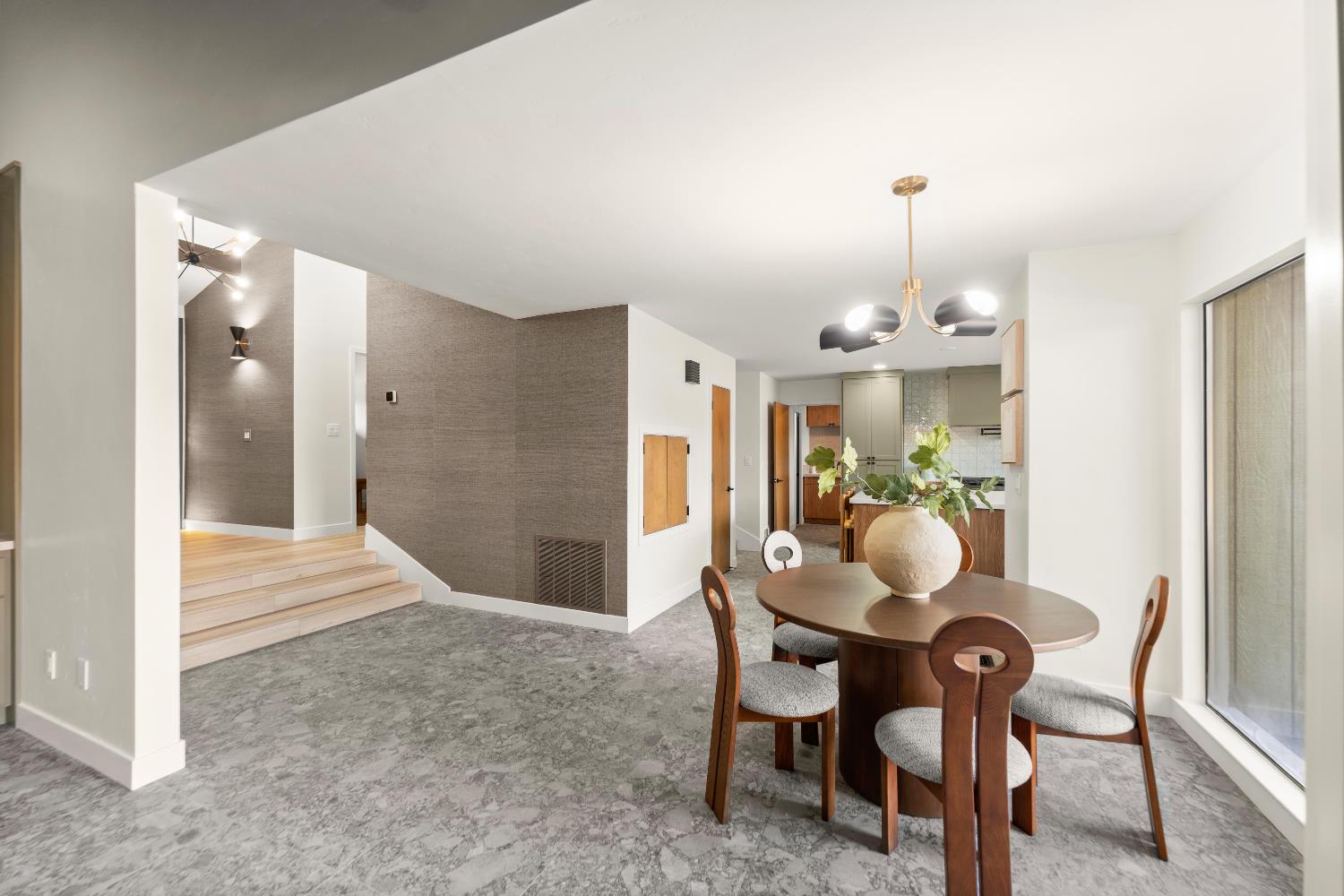 Detail Gallery Image 37 of 99 For 1349 Gagle Way, Sacramento,  CA 95831 - 3 Beds | 3/1 Baths