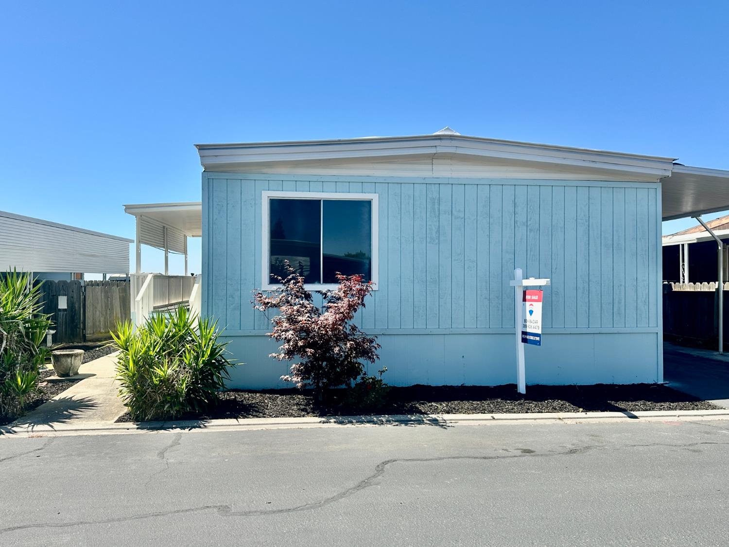 Detail Gallery Image 2 of 17 For 1830 E Yosemite, Manteca,  CA 95336 - 2 Beds | 2 Baths