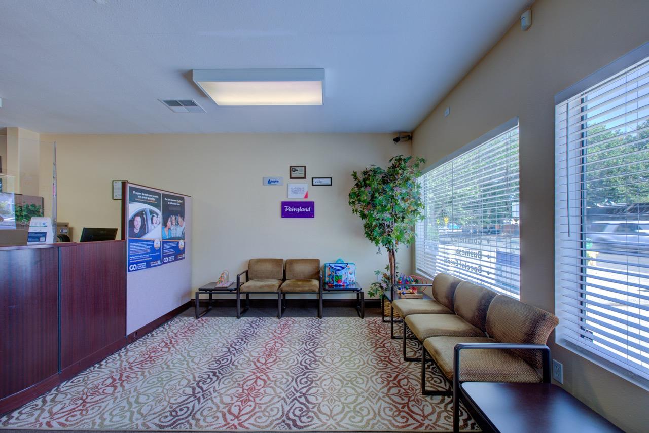 Detail Gallery Image 6 of 34 For 884 W Main St #B,  Turlock,  CA 95380 - – Beds | – Baths