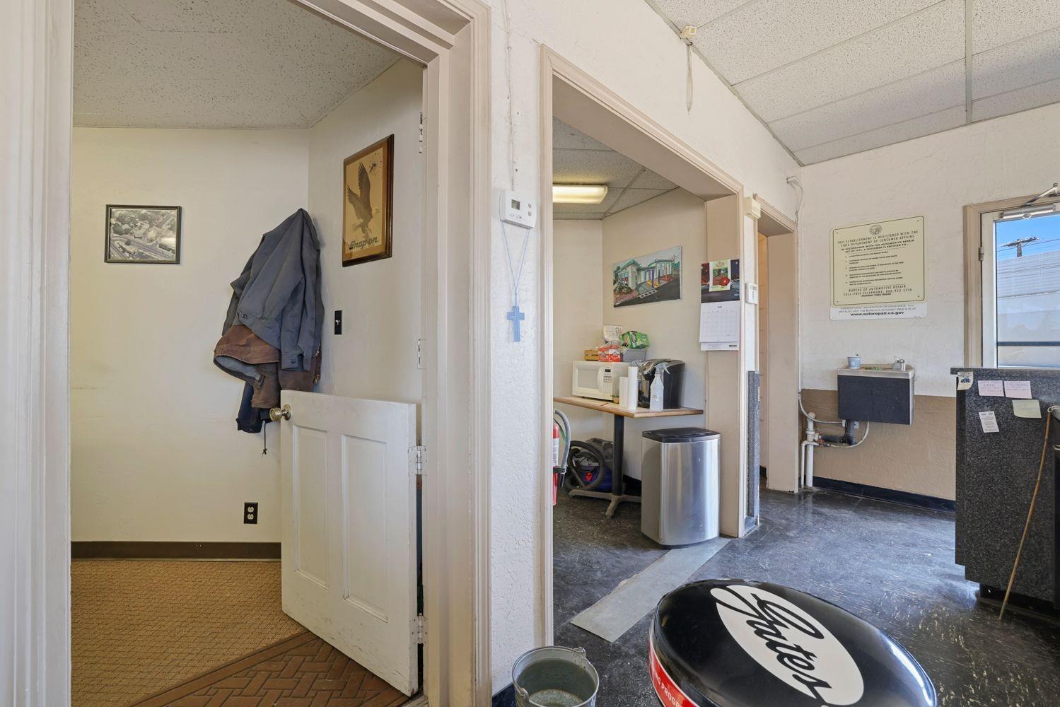 Detail Gallery Image 9 of 27 For 401 N Center St, Turlock,  CA 95380 - – Beds | – Baths