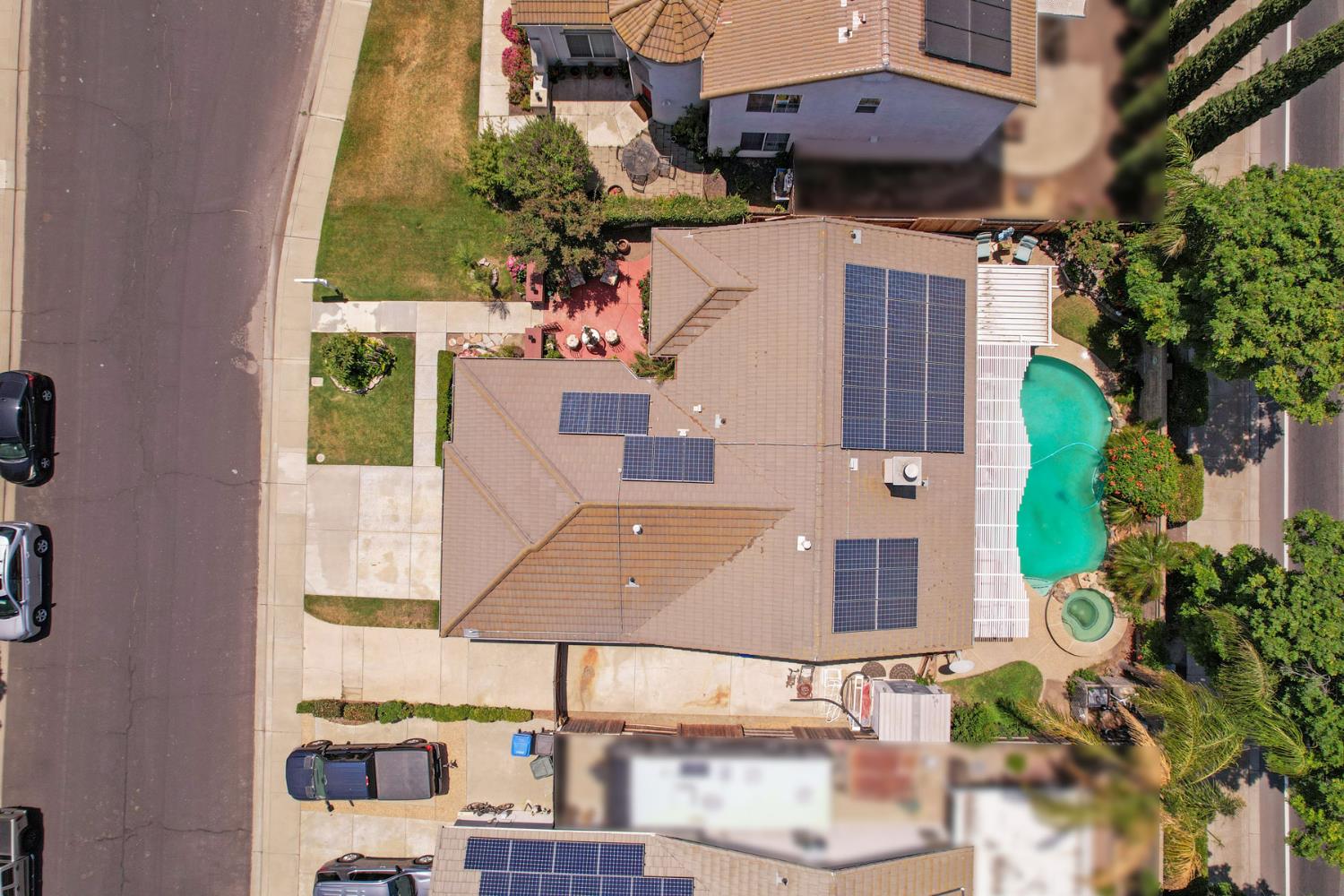Detail Gallery Image 60 of 67 For 573 Fribourg Ln, Manteca,  CA 95337 - 3 Beds | 2 Baths