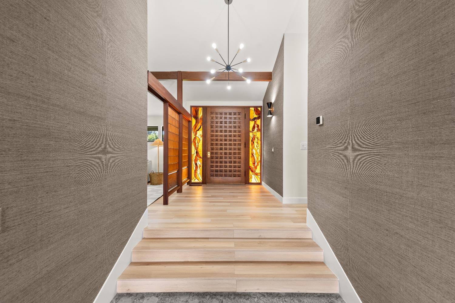 Detail Gallery Image 26 of 99 For 1349 Gagle Way, Sacramento,  CA 95831 - 3 Beds | 3/1 Baths