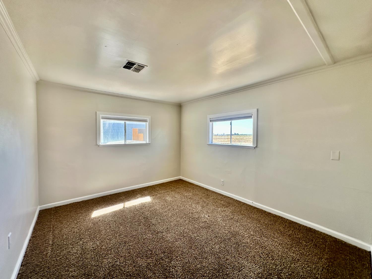 Detail Gallery Image 7 of 17 For 1830 E Yosemite, Manteca,  CA 95336 - 2 Beds | 2 Baths