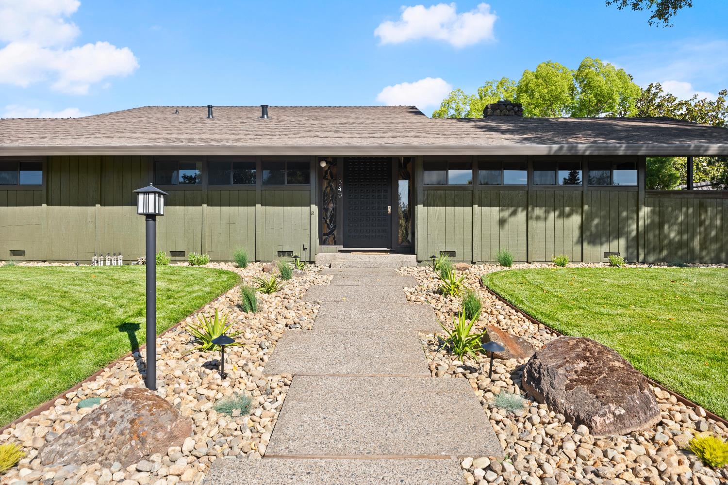 Detail Gallery Image 94 of 99 For 1349 Gagle Way, Sacramento,  CA 95831 - 3 Beds | 3/1 Baths