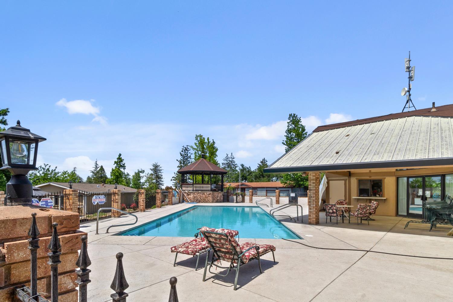 Detail Gallery Image 60 of 75 For 22665 Prospect Hts, Groveland,  CA 95321 - 2 Beds | 2 Baths