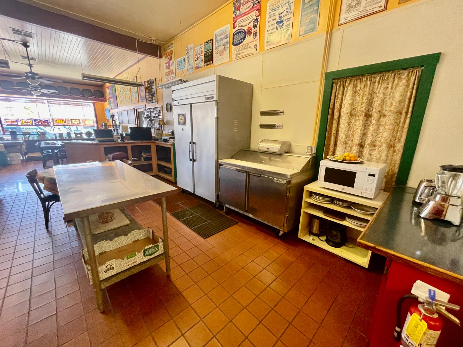 Detail Gallery Image 7 of 24 For 7 Main Street, Isleton,  CA 95641 - – Beds | – Baths