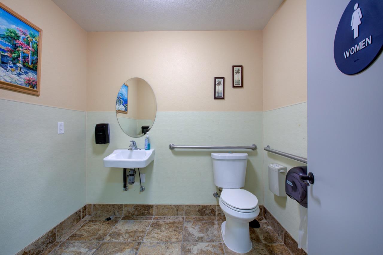 Detail Gallery Image 14 of 34 For 884 W Main St #B,  Turlock,  CA 95380 - – Beds | – Baths
