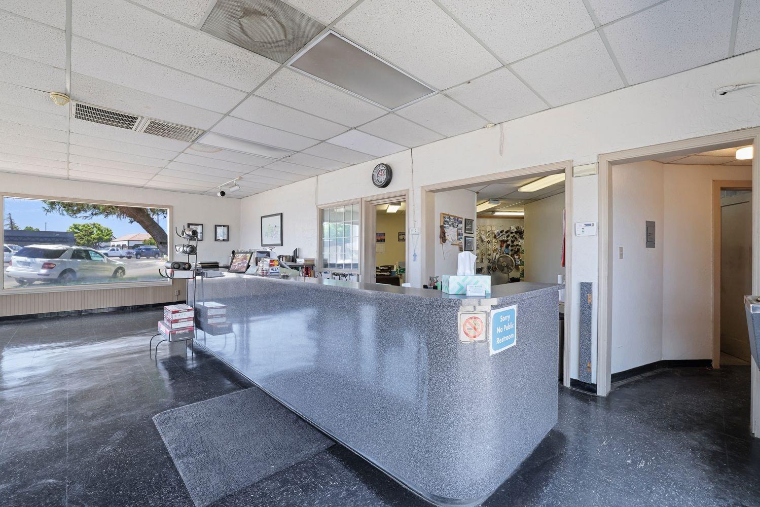 Detail Gallery Image 5 of 27 For 401 N Center St, Turlock,  CA 95380 - – Beds | – Baths