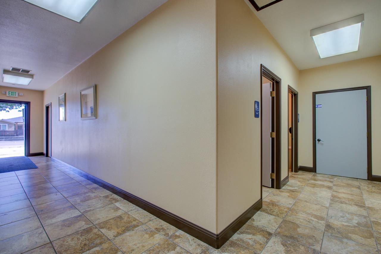 Detail Gallery Image 15 of 34 For 884 W Main St #B,  Turlock,  CA 95380 - – Beds | – Baths