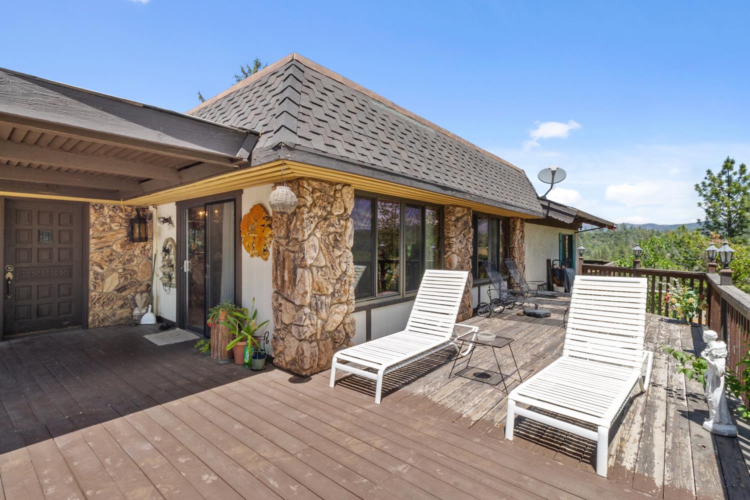 Detail Gallery Image 9 of 75 For 22665 Prospect Hts, Groveland,  CA 95321 - 2 Beds | 2 Baths