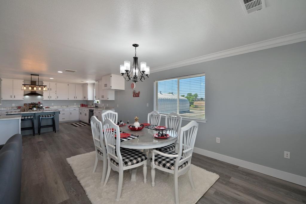 Detail Gallery Image 19 of 93 For 3656 Hokan Ln, Wheatland,  CA 95692 - 6 Beds | 4 Baths
