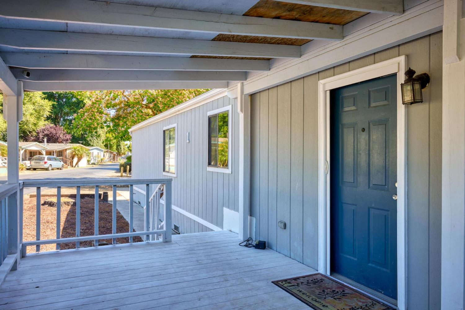 Detail Gallery Image 6 of 28 For 4399 Aplicella Ct 1, Manteca,  CA 95337 - 2 Beds | 2 Baths