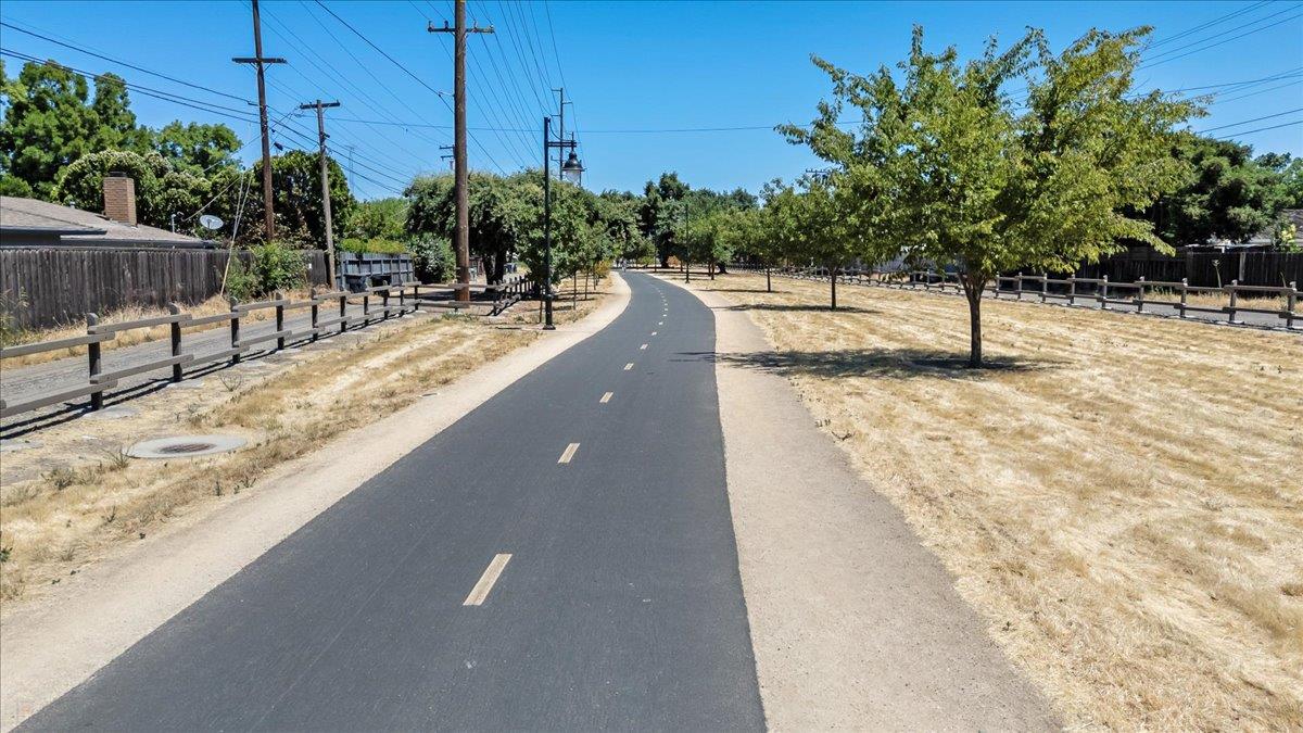 Detail Gallery Image 55 of 56 For 2409 Fremont Ave, Modesto,  CA 95350 - 4 Beds | 2 Baths