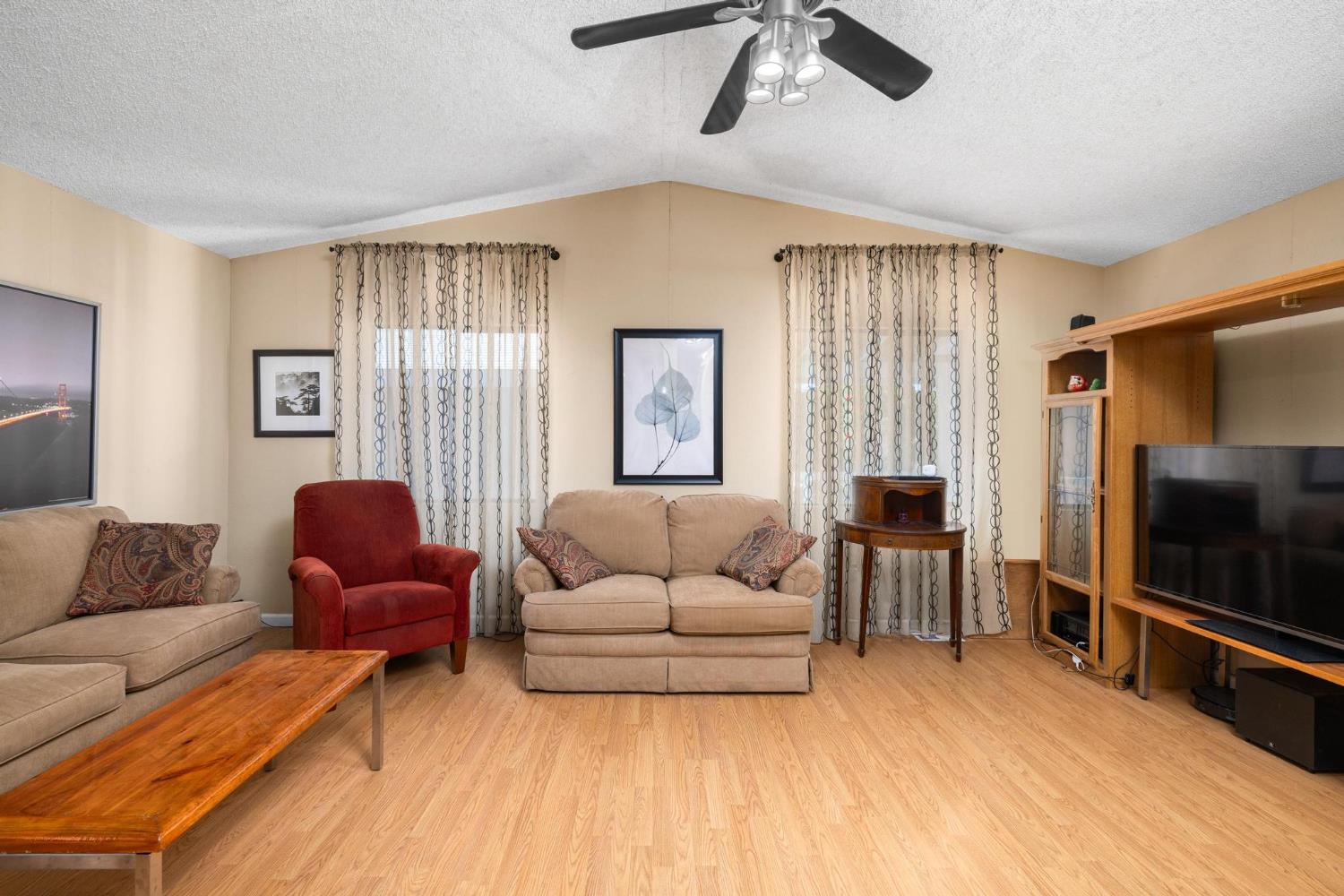 Detail Gallery Image 7 of 28 For 4399 Aplicella Ct 1, Manteca,  CA 95337 - 2 Beds | 2 Baths