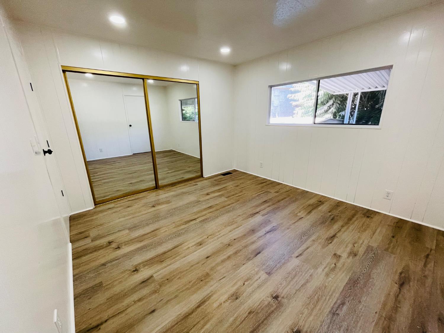 Detail Gallery Image 11 of 24 For 2240 Golden Oak Ln 3, Merced,  CA 95341 - 2 Beds | 2 Baths