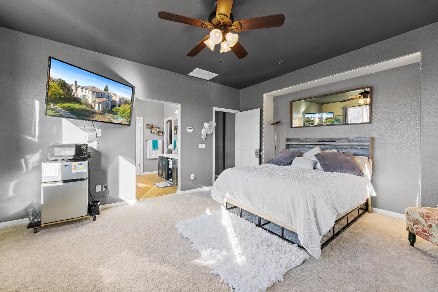 Detail Gallery Image 24 of 39 For 5953 Pebblestone Way, Stockton,  CA 95219 - 4 Beds | 3 Baths