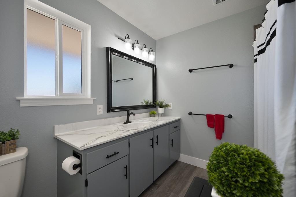 Detail Gallery Image 30 of 93 For 3656 Hokan Ln, Wheatland,  CA 95692 - 6 Beds | 4 Baths