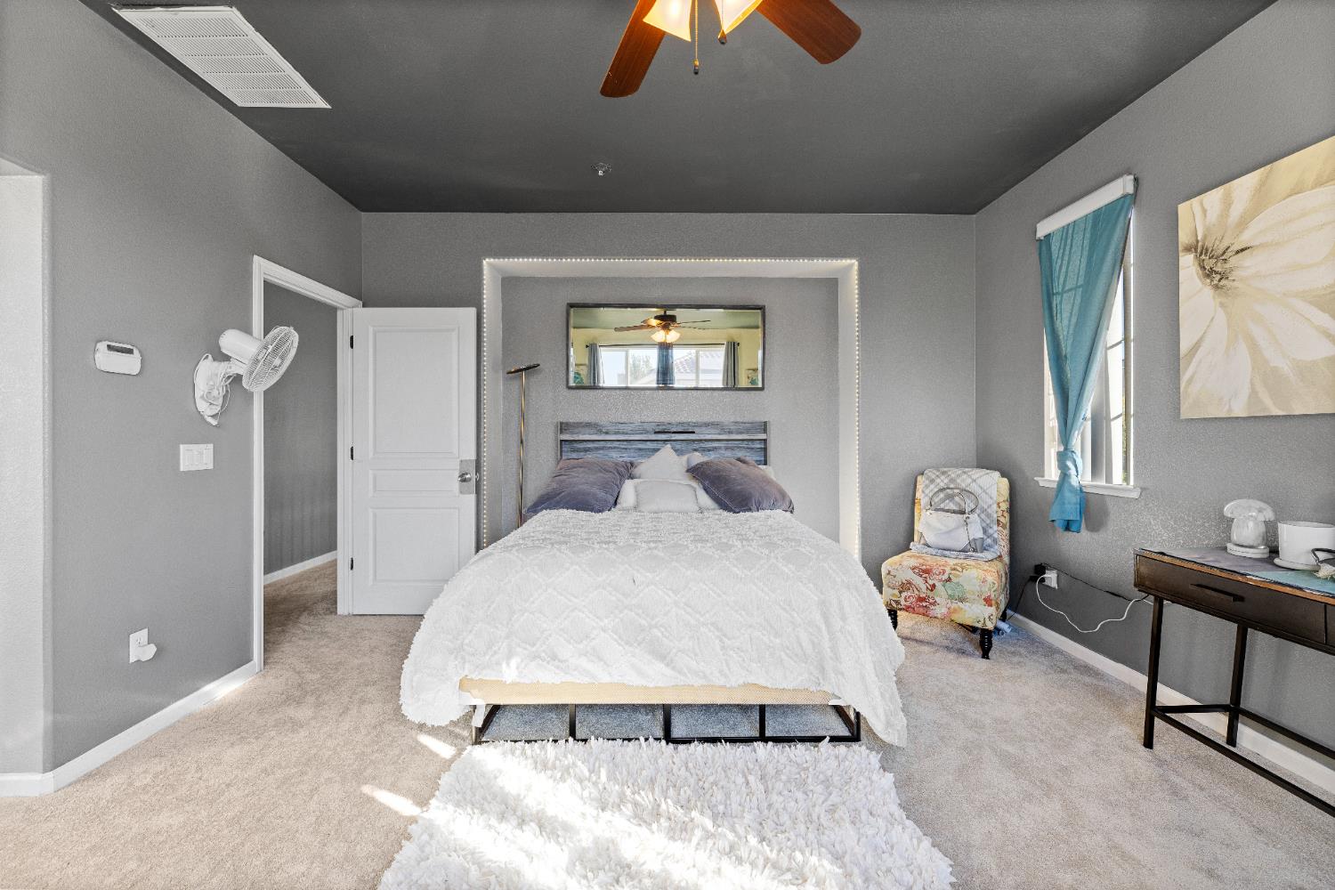 Detail Gallery Image 25 of 39 For 5953 Pebblestone Way, Stockton,  CA 95219 - 4 Beds | 3 Baths