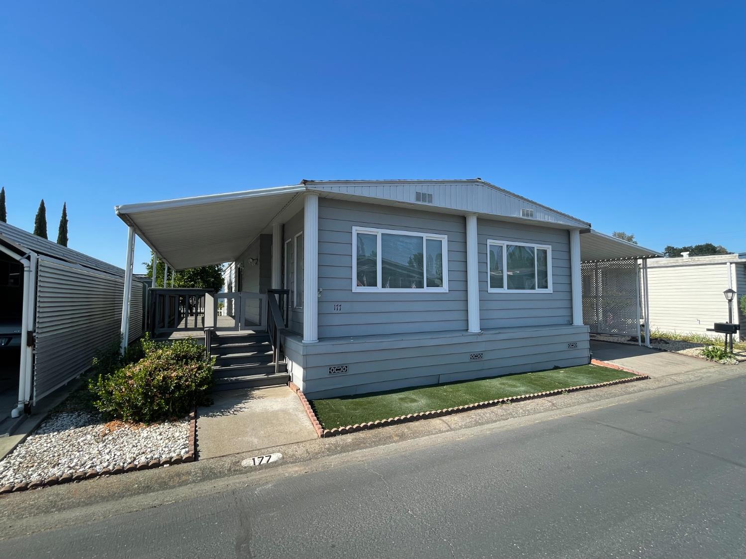 Detail Gallery Image 3 of 29 For 177 San Marcos, Lodi,  CA 95240 - 2 Beds | 2 Baths